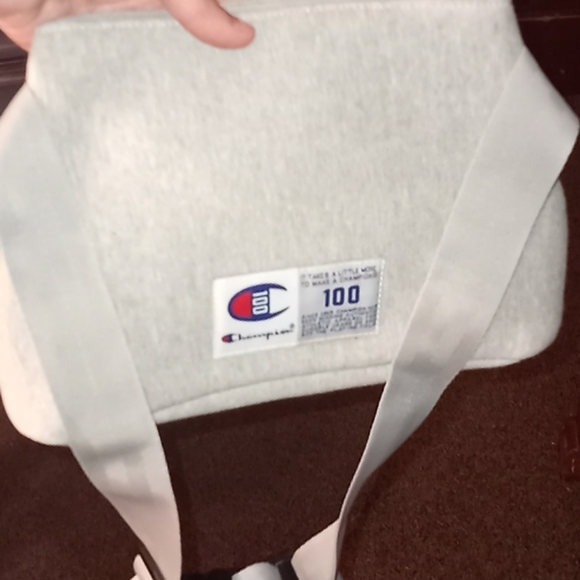 Champion fanny pack! - Picture 2 of 7